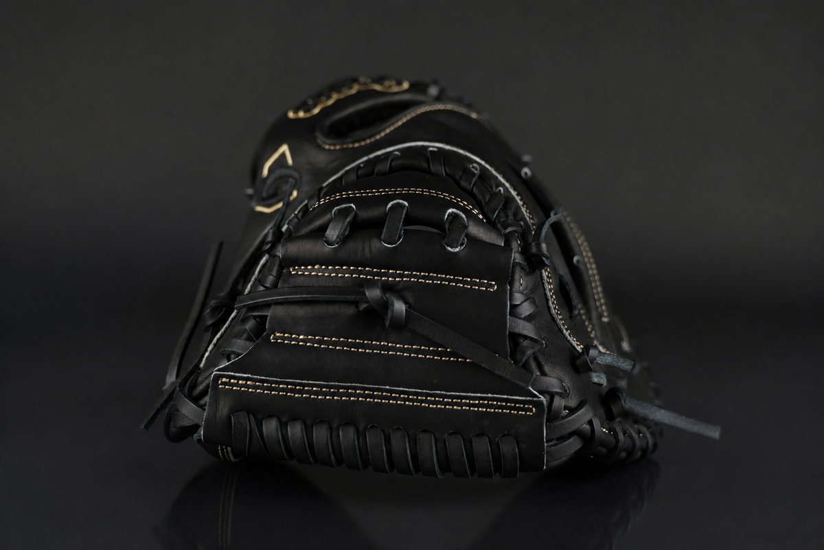 33" Closed Web Catchers Mitt Grace Glove - GG33CM