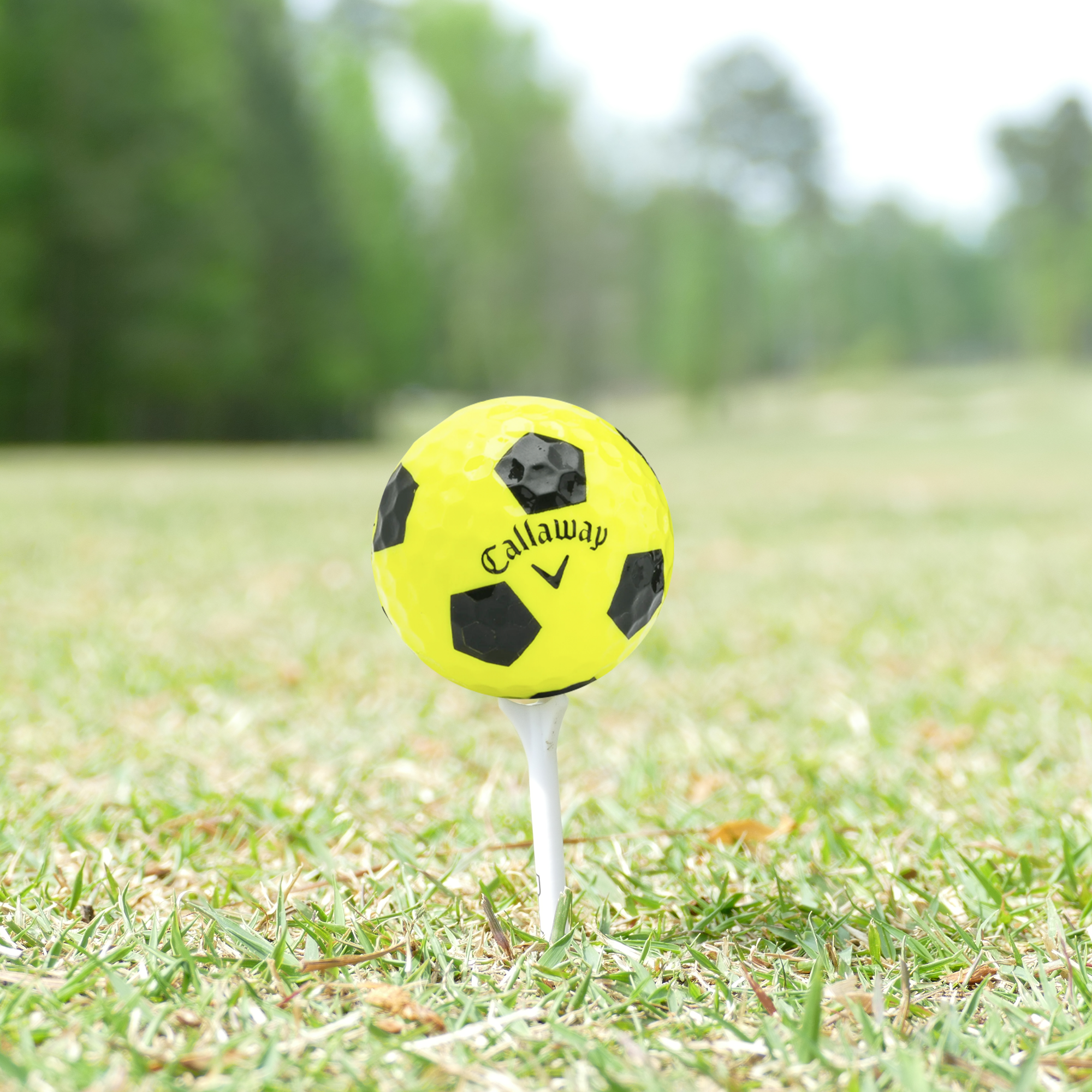 Used Callaway Chrome Soft Truvis Golf Balls - 1 Dozen