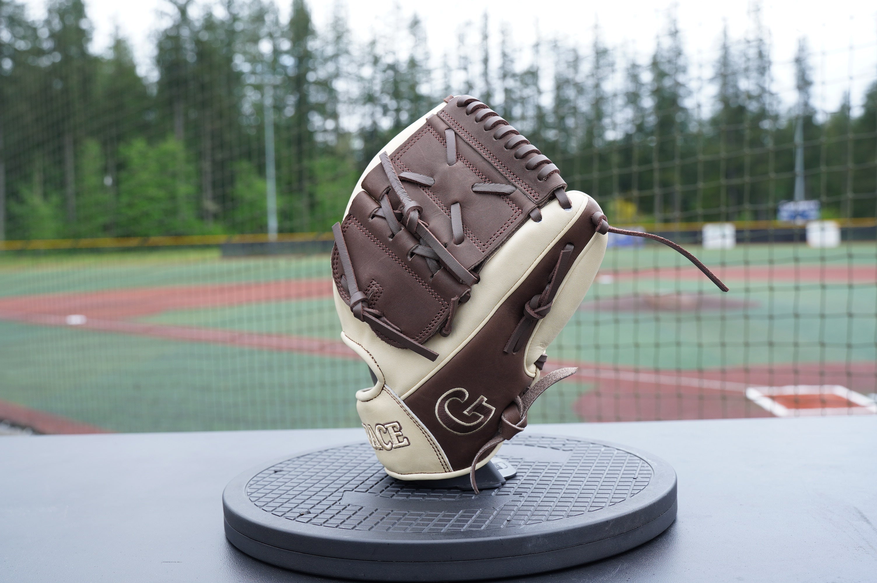 11.75" Infield MG-Closed-Web Grace Glove - Professional Softball Glove