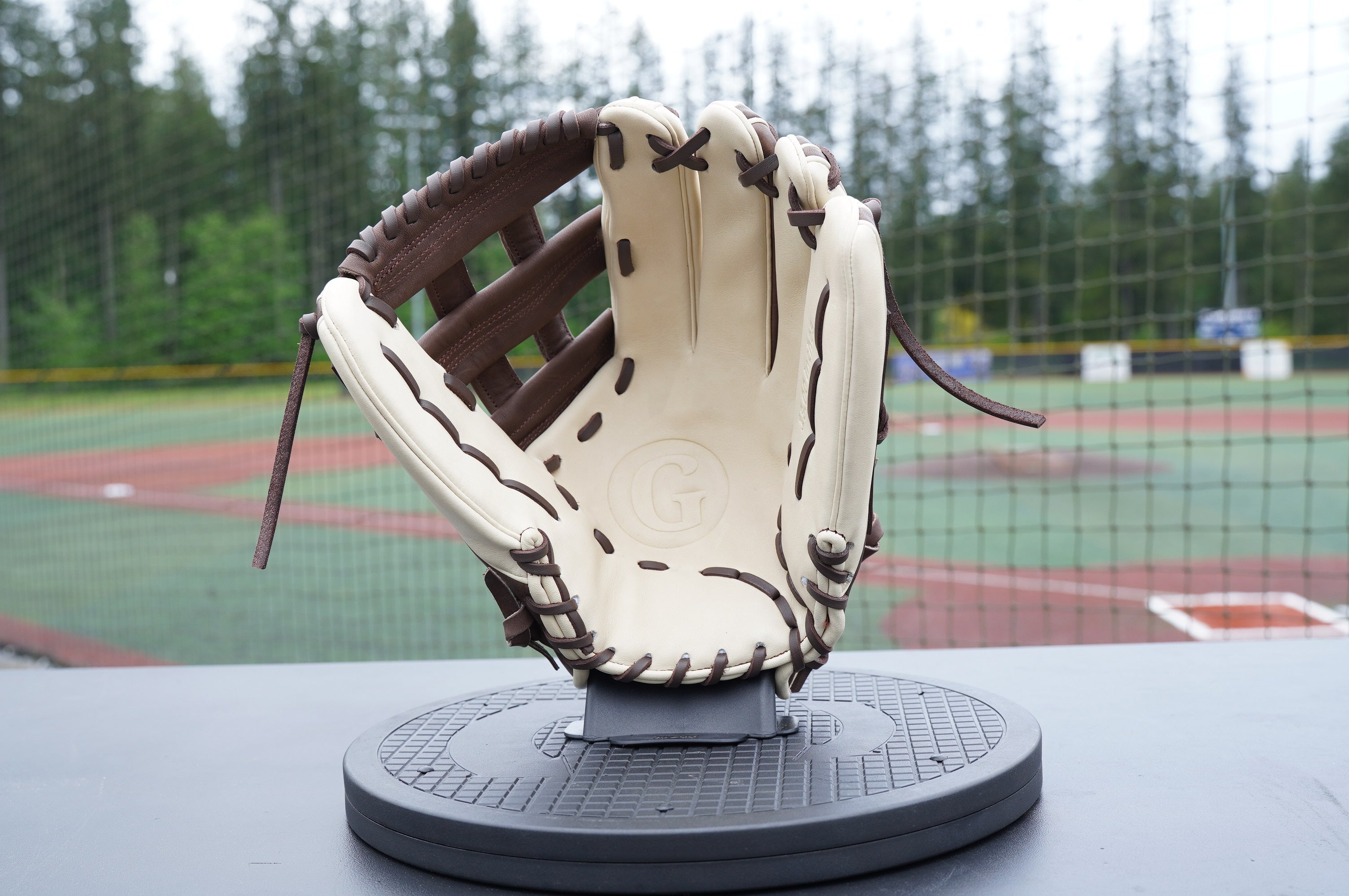 13" Outfield H-Web Grace Glove - Professional Softball Glove