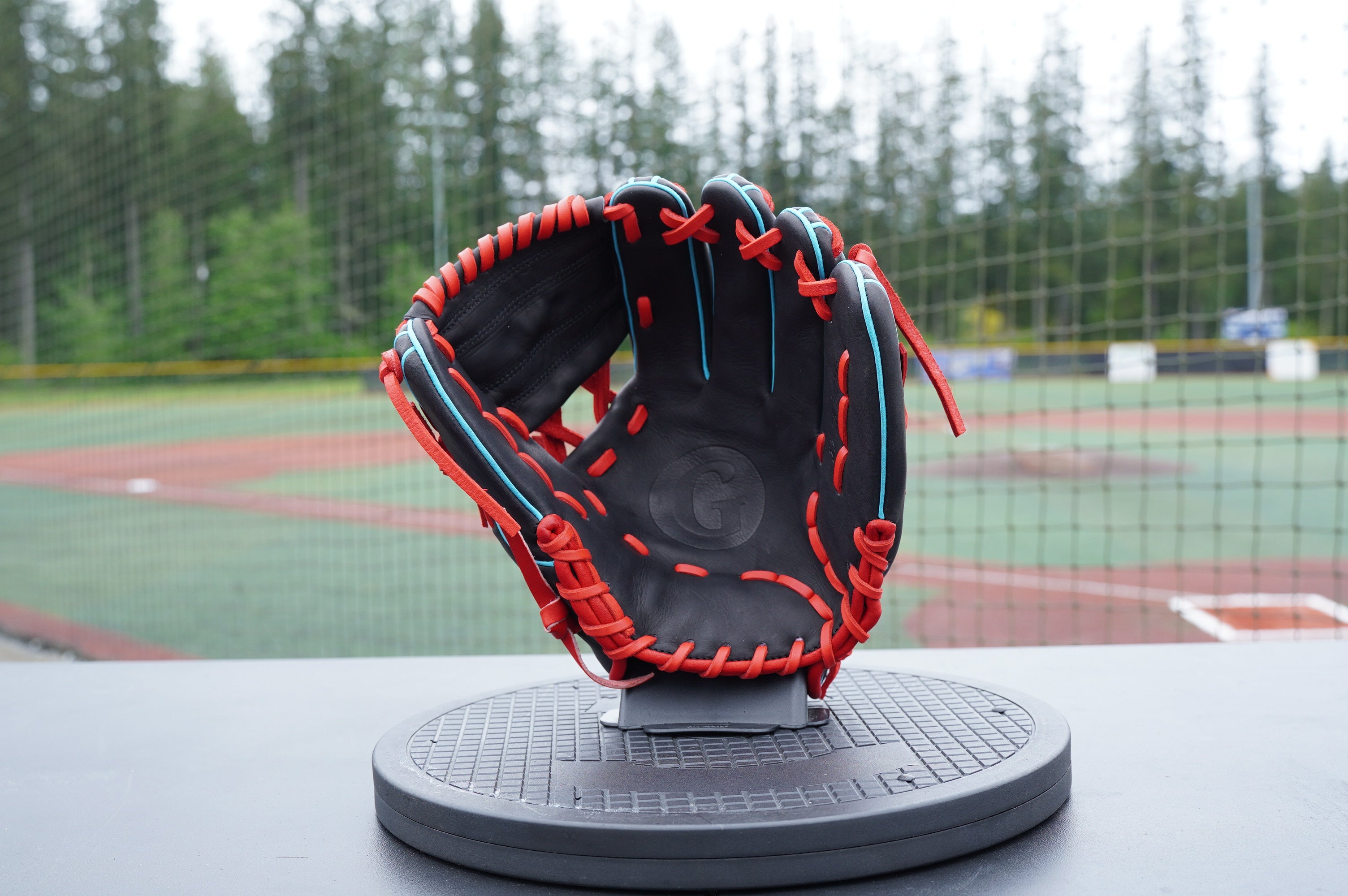 11.25" Infield SG-Closed Grace Glove - Professional Baseball Glove