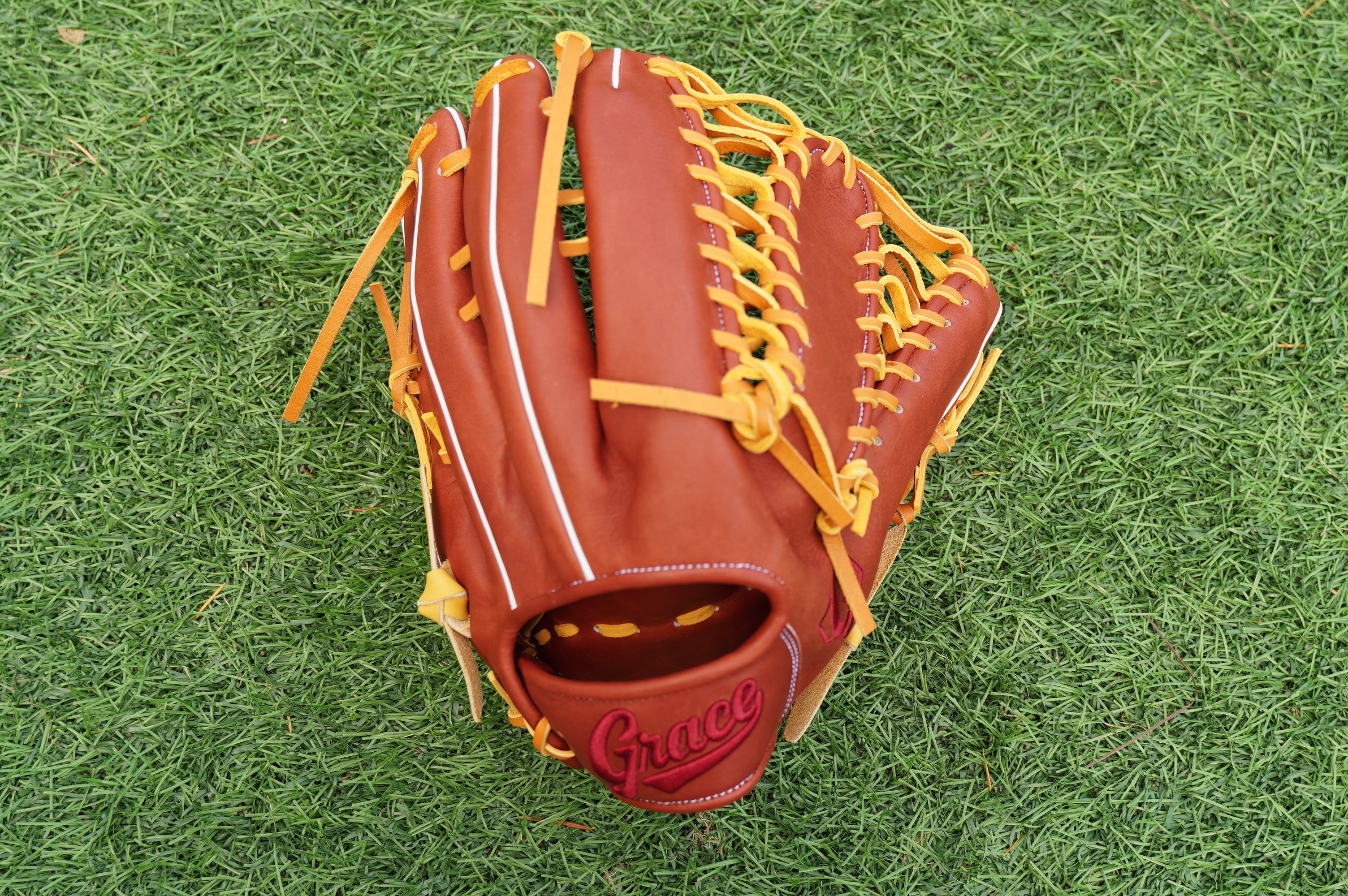 12.75" Outfield 6-Finger Grace Glove