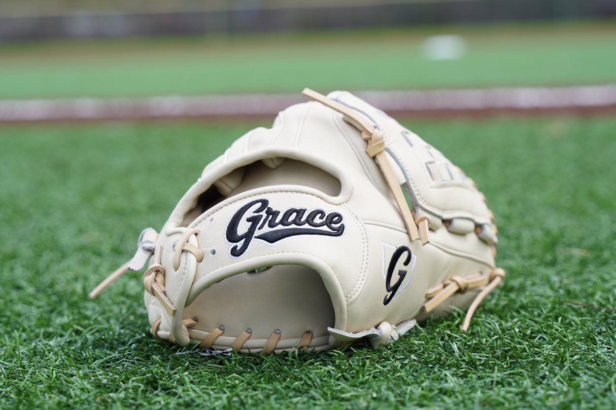 12" Infield/ Outfield Closed Web Grace Glove - Model GG-12B