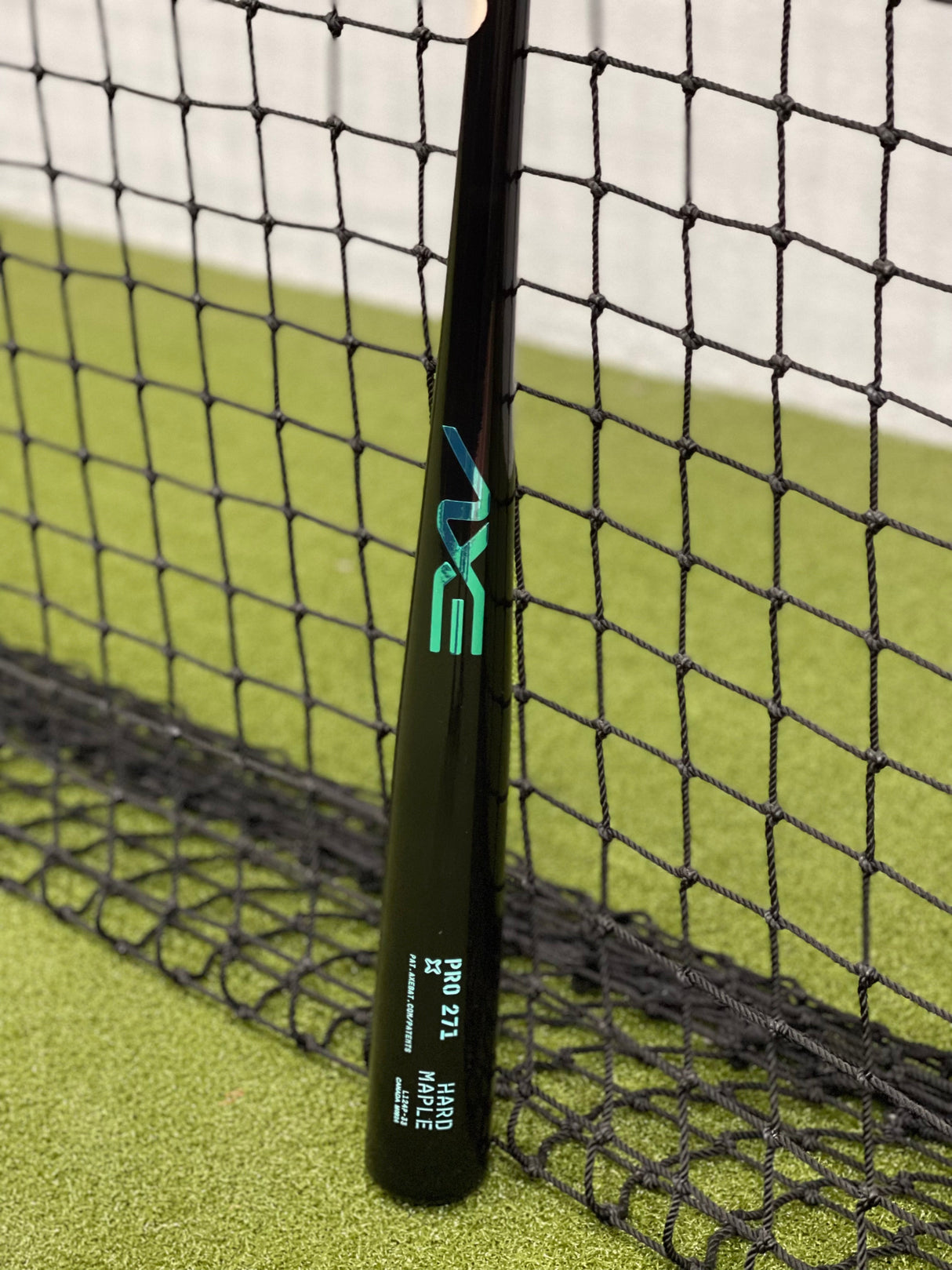 Axe Pro Series Maple Wood Baseball Bat | SPD 271 Turn | Vantablack | Axe Handle