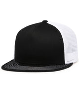 D-SERIES 5-PANEL TRUCKER SNAPBACK CAP
