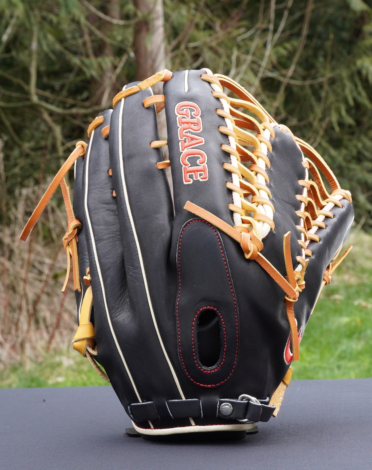 12.75" Outfield 6-Finger Grace Glove