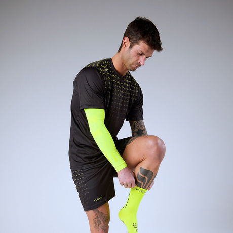 NO STRAIN Sleeve - Pro Game Sports