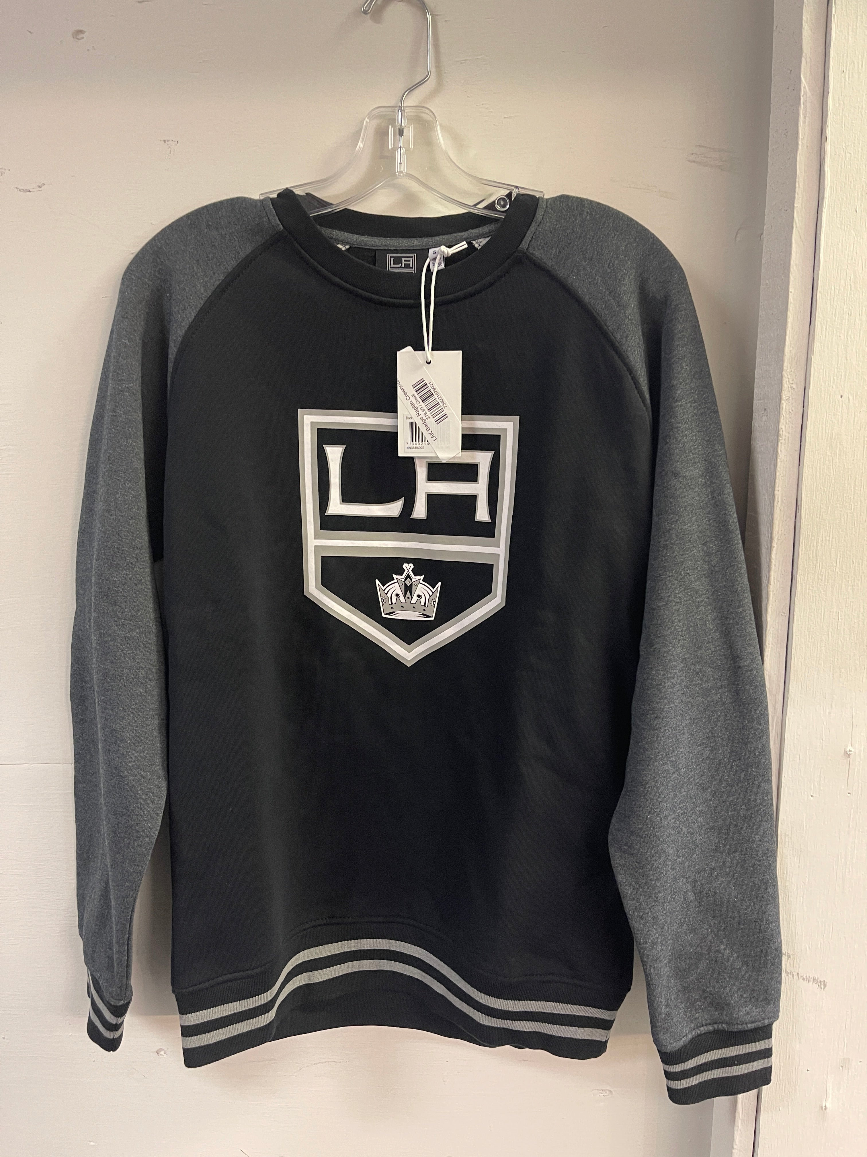 LAK Badge Raglan Crewneck