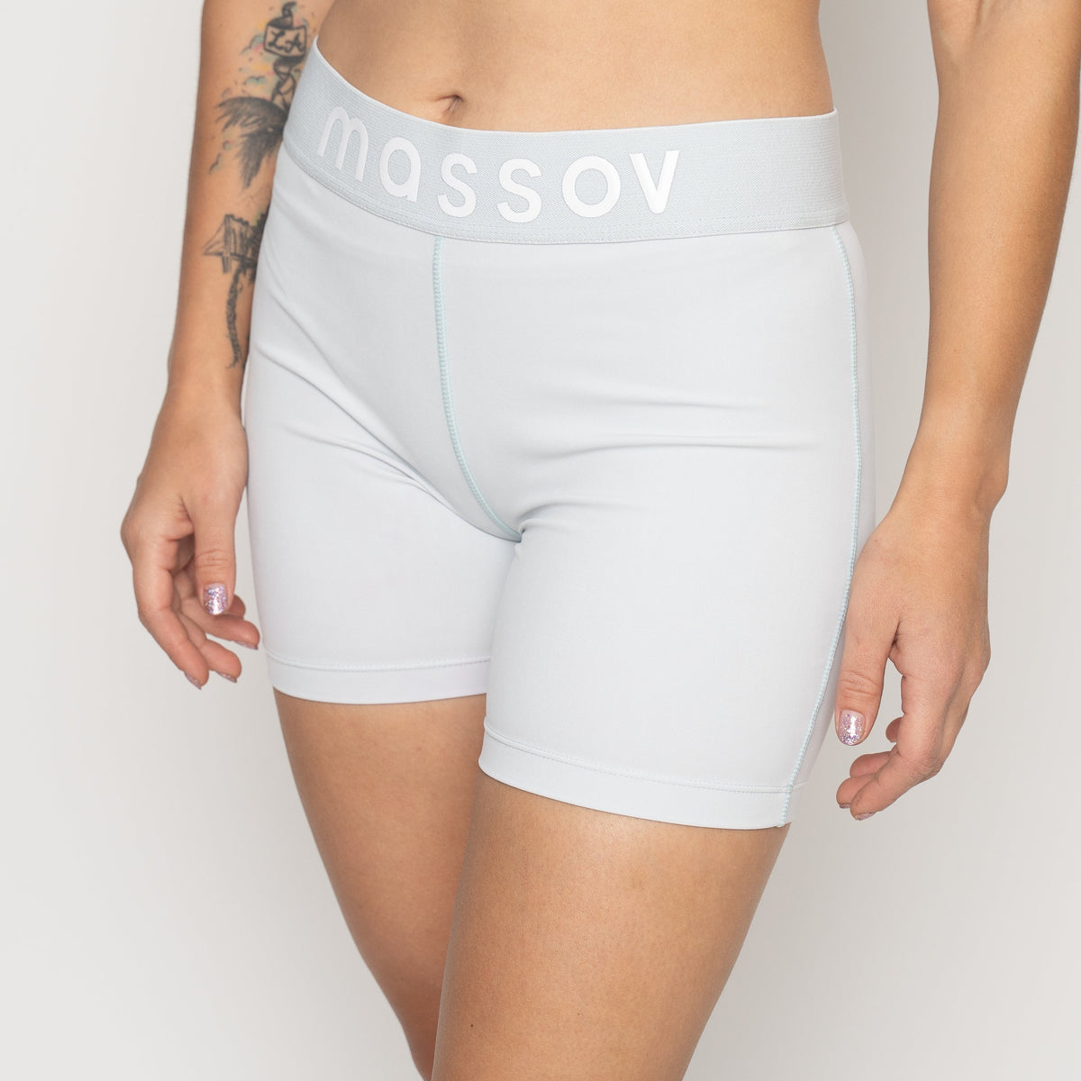 ProForm™ Women’s Mid-Rise 5″ Compression Shorts
