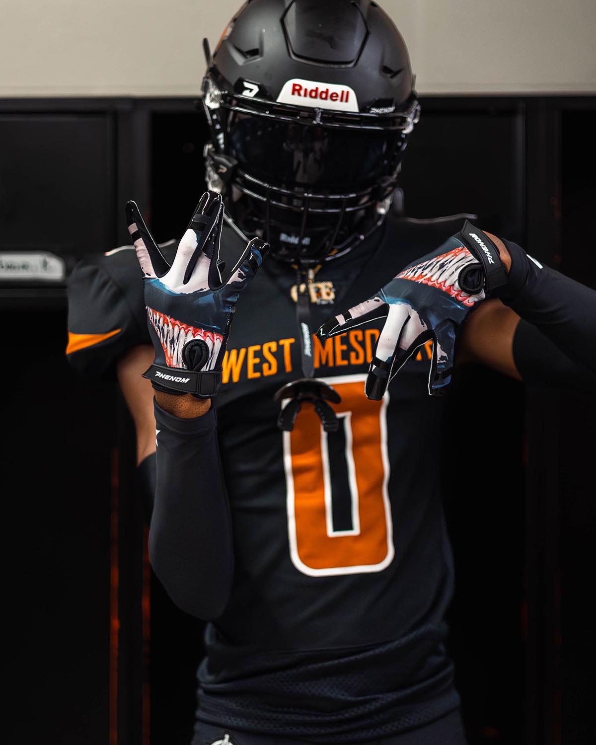 Phenom Elite Villain Football Gloves - VPS3