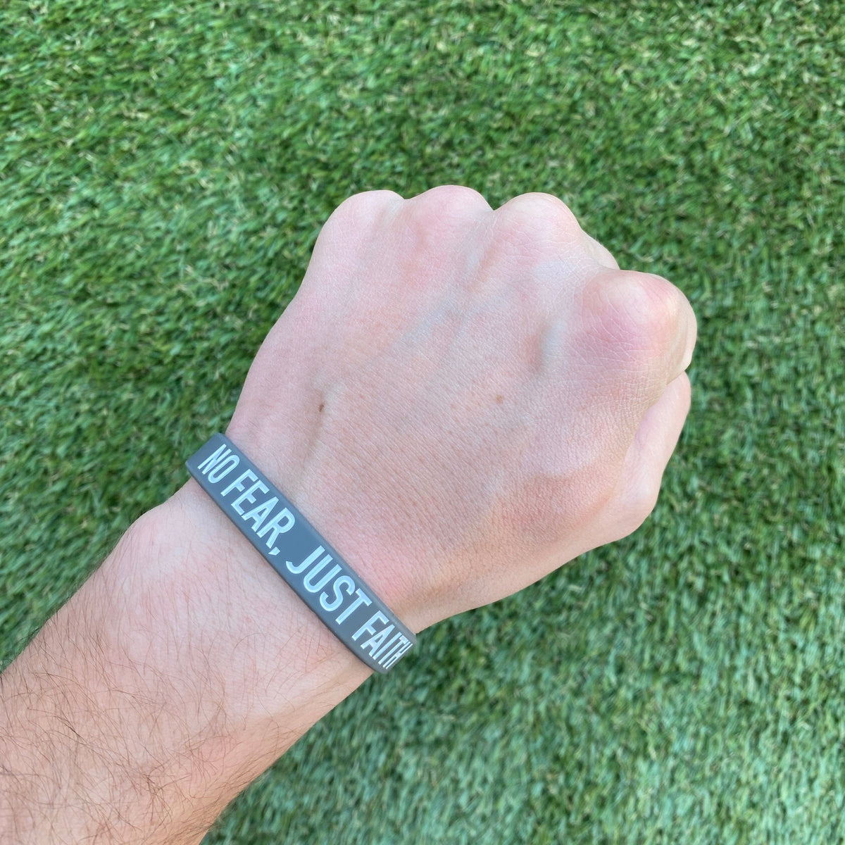 NO FEAR, JUST FAITH Wristband - Pro Game Sports