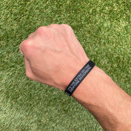 GIVE 110% Wristband - Pro Game Sports